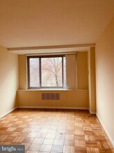 4200 Cathedral Ave NW-Unit -616 in Washington, DC - Foto de edificio - Building Photo