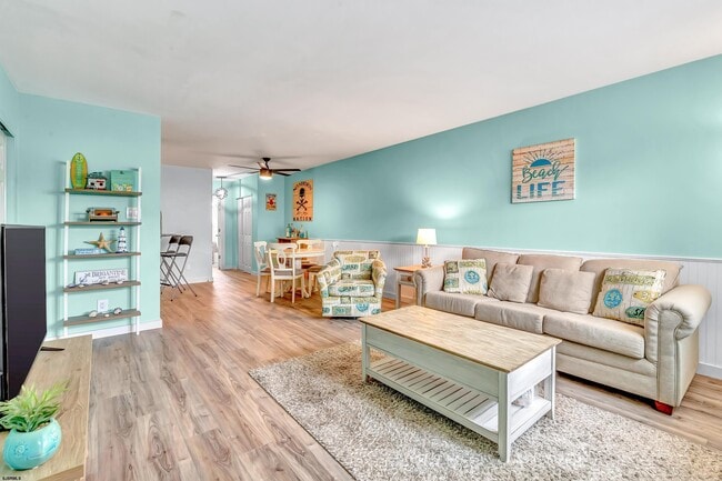 property at 4901 Harbor Beach Blvd