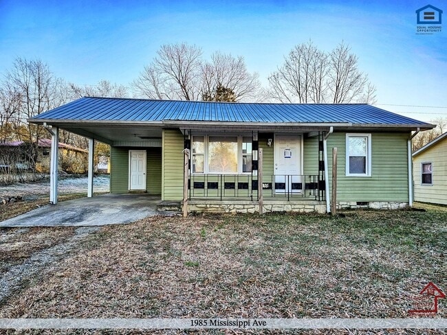 property at 1985 Mississippi Ave