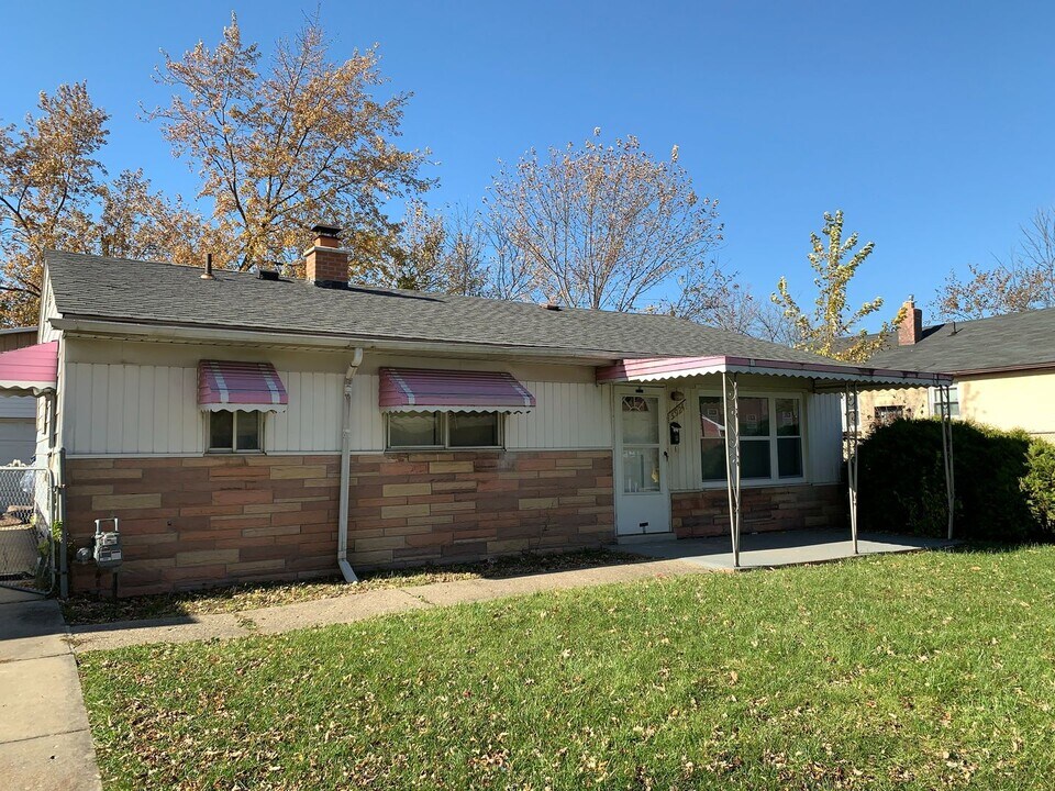 3924 Williams St in Inkster, MI - Building Photo