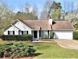 4042 Parks Rd in Flowery Branch, GA - Building Photo