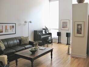 1229 Central St in Evanston, IL - Building Photo - Building Photo