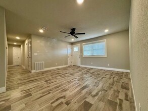 1105 Eubanks St in Decatur, AR - Building Photo - Building Photo