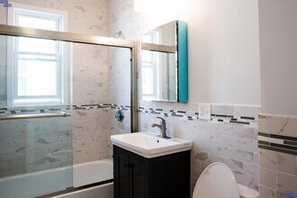 288 Summit Ave, Unit 2 in Boston, MA - Building Photo - Building Photo