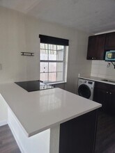 1241 Canton St in Orlando, FL - Building Photo - Building Photo