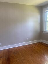 457 Montauk Hwy in West Islip, NY - Building Photo - Building Photo