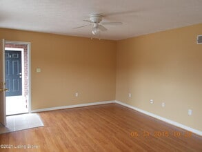219 Highland Blvd-Unit -3 in Shepherdsville, KY - Building Photo - Building Photo