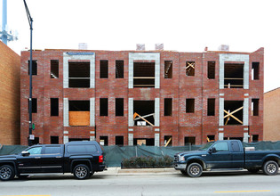 2534 N Harlem Ave in Elmwood Park, IL - Building Photo - Building Photo