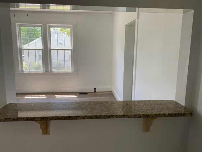 property at 2537 Vincent Ave