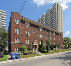 Oak Park Apartments in Hamilton, ON - Building Photo - Building Photo