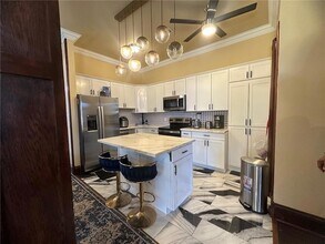 5611 Rickert Dr in New Orleans, LA - Building Photo - Building Photo