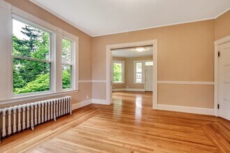 56 Warren Ave in Woburn, MA - Building Photo - Building Photo