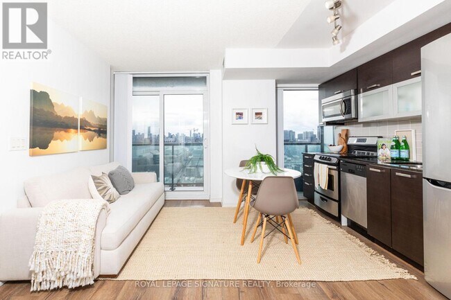 36 Lisgar St in Toronto, ON - Building Photo - Building Photo