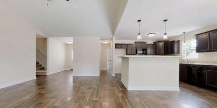 218 Rowland Dr in Richlands, NC - Building Photo - Building Photo