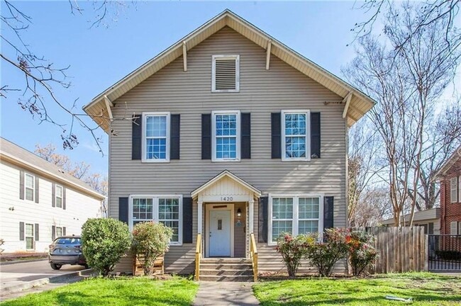 property at 1420 S 10th St