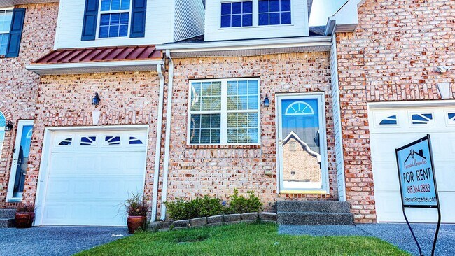 714 Spence Enclave Ln in Nashville, TN - Foto de edificio - Building Photo