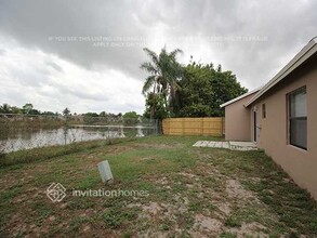 5760 Judd Falls Rd E in Greenacres, FL - Building Photo - Building Photo