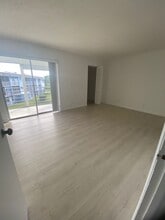 2200 Springdale Blvd in Palm Springs, FL - Building Photo - Building Photo