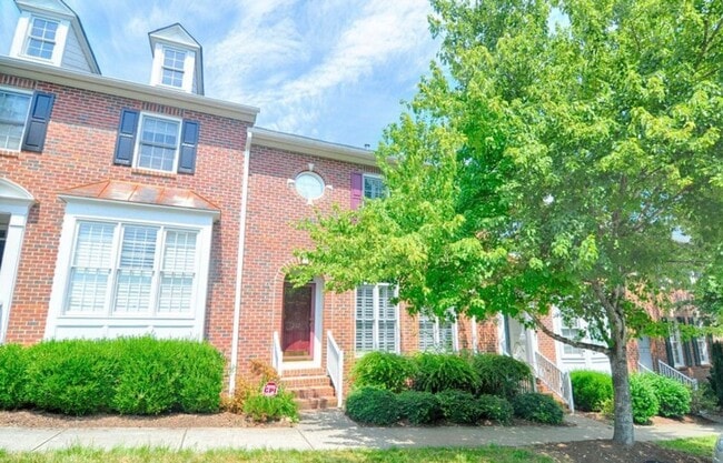 property at 202 Greenview Dr