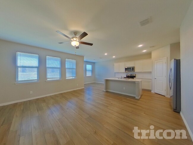 231 Jenkinson Dr in Fate, TX - Building Photo - Building Photo