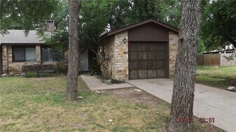 11713 Argonne Forest Trail in Austin, TX - Building Photo