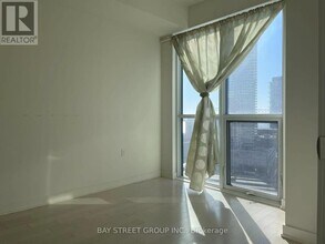 1 The Esplanade in Toronto, ON - Building Photo - Building Photo