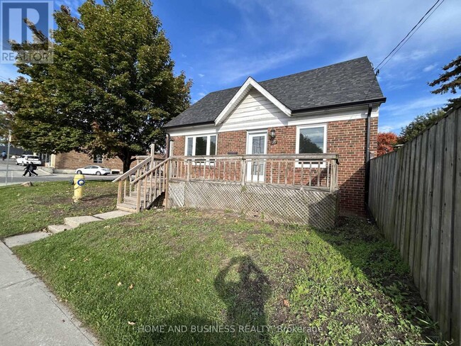 property at 35 Mack Ave