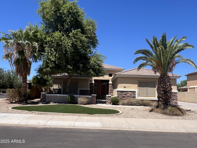 property at 15494 W Meadowbrook Ave