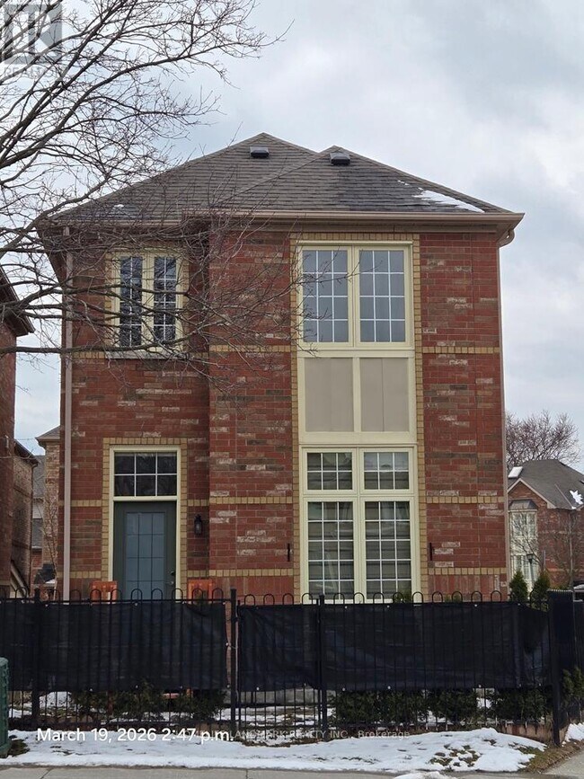 33 Guildpark Pathway in Toronto, ON - Building Photo - Building Photo