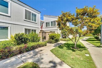 16123 St Croix Cir in Huntington Beach, CA - Building Photo - Building Photo
