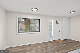 1604 New Windsor Ct in Crofton, MD - Building Photo - Building Photo