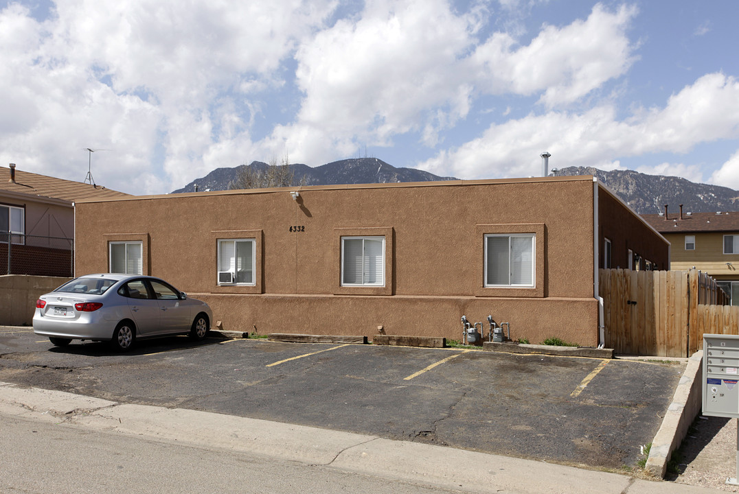 4332 Ericson Dr in Colorado Springs, CO - Building Photo