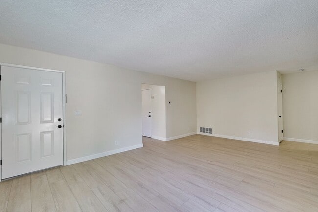 1911 Camden Ave in San Jose, CA - Building Photo - Building Photo