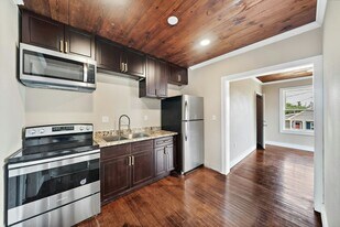 1811 21st St in Galveston, TX - Building Photo