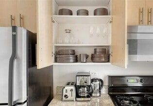 Washington Street, Unit 3T in New York, NY - Building Photo - Building Photo