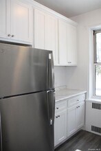 766 Palmer Rd in Yonkers, NY - Building Photo - Building Photo