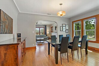 915 W Pacific Ave, Unit SI ID1265537P in Waukegan, IL - Building Photo - Building Photo