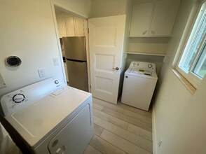 800 Kelly Way in Folsom, CA - Building Photo - Building Photo