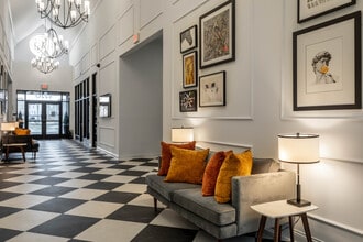 The Kensington at Riggins Run in Dublin, OH - Foto de edificio - Interior Photo