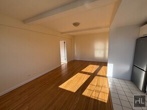 AMSTERDAM AVENUE in New York, NY - Building Photo - Building Photo