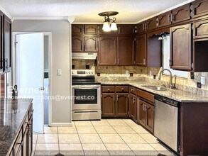 2902 Tall Tree Ln in Adamsville, AL - Building Photo - Building Photo