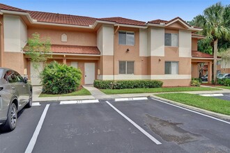 841 NW 91st Terrace-Unit -841 in Plantation, FL - Foto de edificio - Building Photo