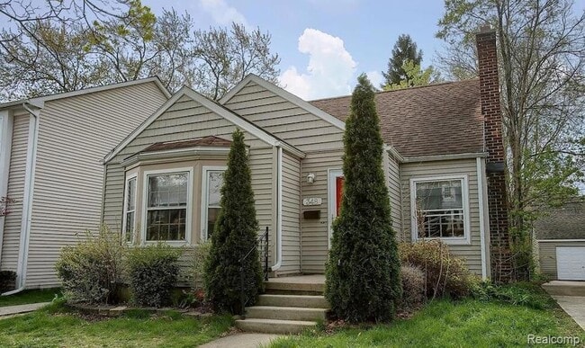 property at 348 E Maplehurst Ave