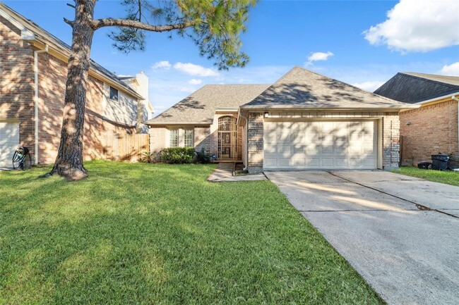 property at 6903 Puerta Vista Ln