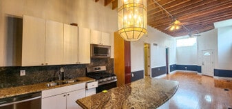 1016 W Cullerton St, Unit 1F in Chicago, IL - Building Photo