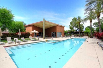 1850 E Maryland Ave in Phoenix, AZ - Building Photo - Building Photo