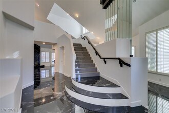 174 Buena Ct in Henderson, NV - Building Photo - Building Photo