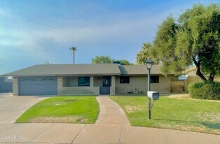 602 E Meadow Ln in Phoenix, AZ - Building Photo