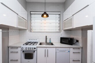 635 12th St in Miami Beach, FL - Building Photo - Building Photo
