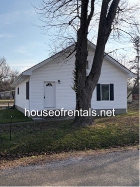 property at 1220 N 14th St